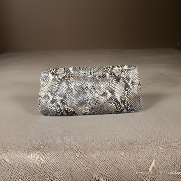 LK Bennett snakeskin look clutch - Picture 5 of 14